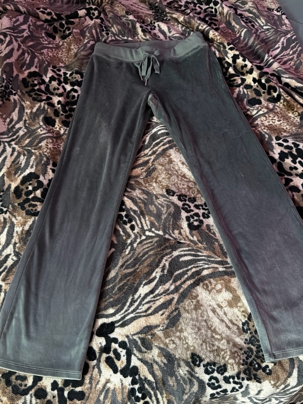 green aerie velvet yoga pants